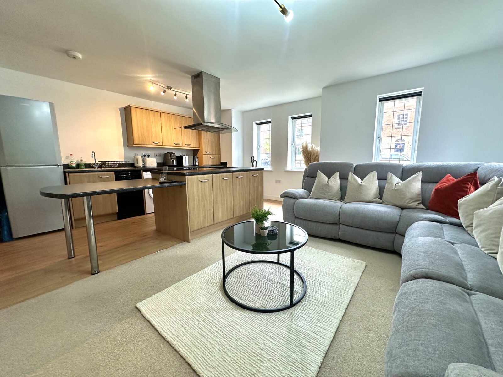 Silver Sky Apartment – Peterson Drive