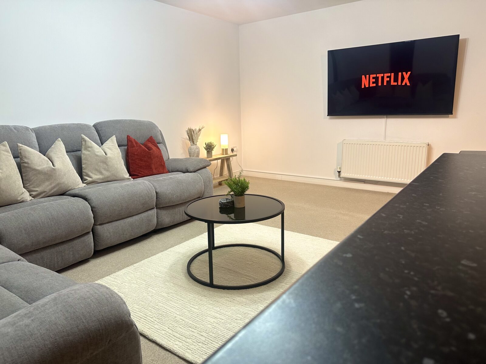 Silver Sky Apartment – Peterson Drive